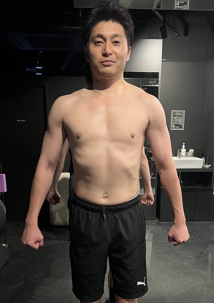 40代男性経営者 アフター 正面